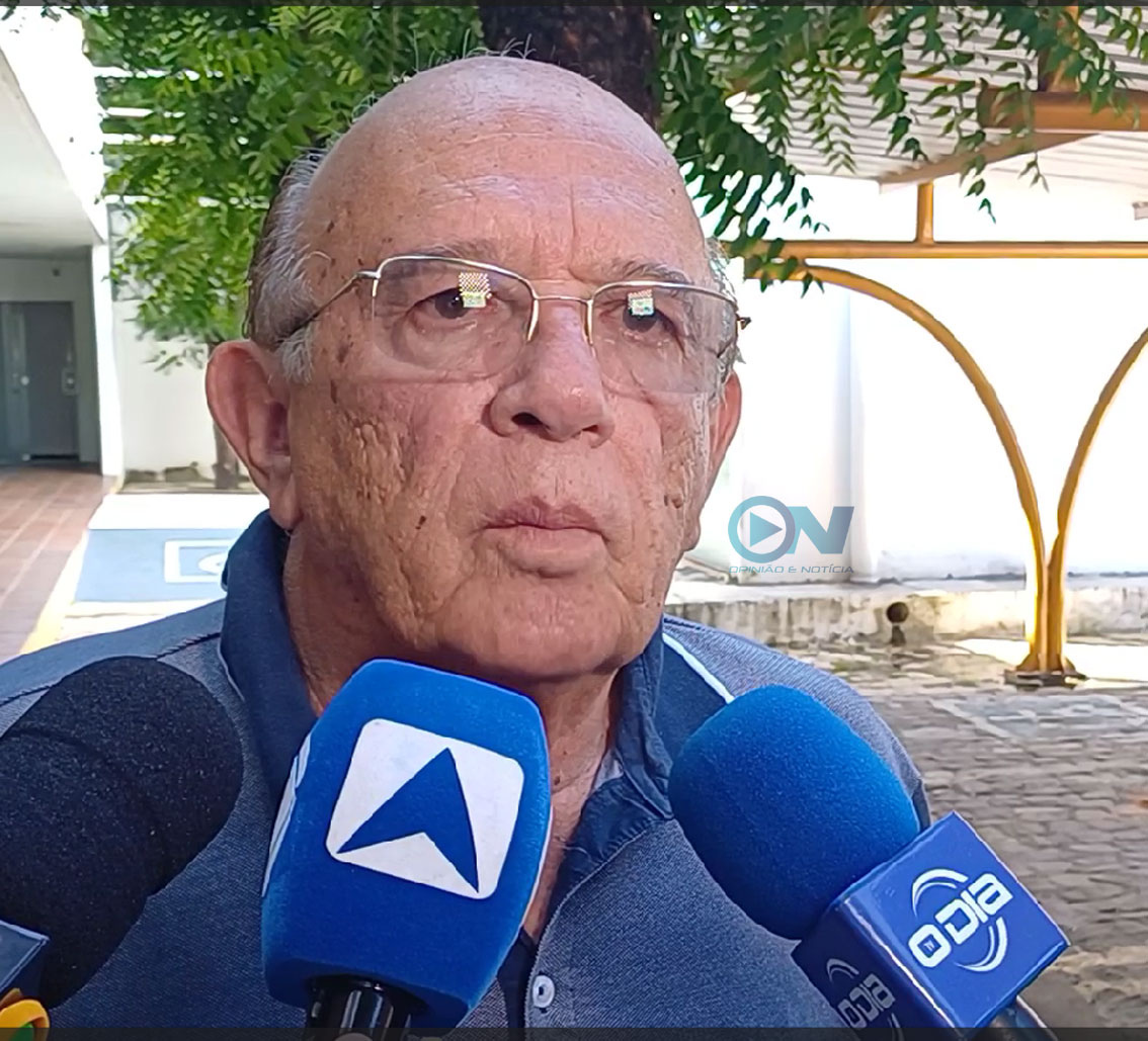 Arejando as ideias em Fortaleza, Edson Melo confirma que não participa de convenções em Teresina